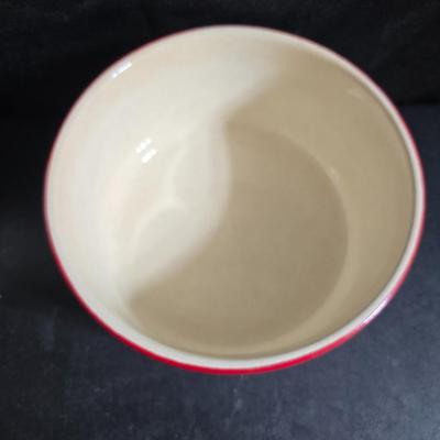 Tulip Thyme Stoneware dish set with matching metal nesting bowls