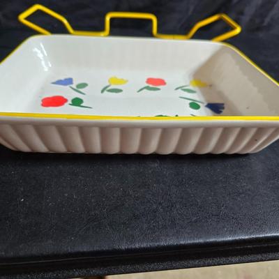 Tulip Thyme Stoneware dish set with matching metal nesting bowls