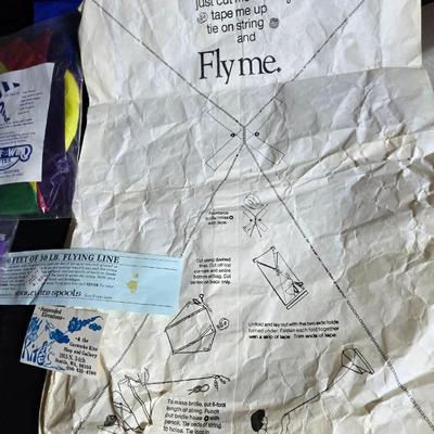 Civil war puzzle - Constitution Quest game - and a really nice Fly me kite kit with string.