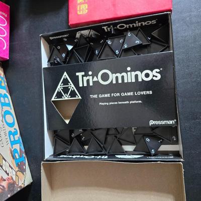 Board games & Puzzles - Tri-Ominos - Probe - Numble the cross-number game- Pig Mania and puzzles