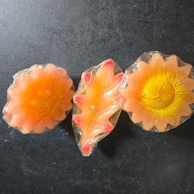 Garden decor - Hanging clothesline bag with new pins - Sunflower wind chime - floating fish - vases and more