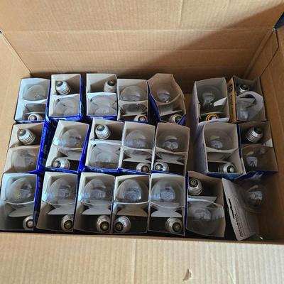 General Electric Crystal clear 60-watt light bulbs 870 lumens - 1000 hours Decorative light!