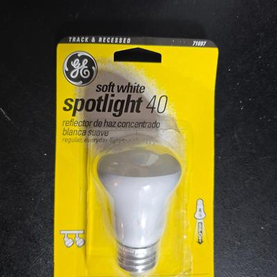Assortment of flood light bulbs - flood lights