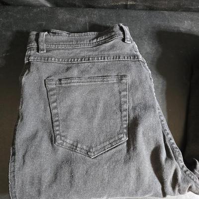 Two pairs of black jeans size 16 - Lee originals & Billblass Jeans