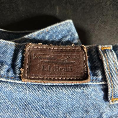 Two pairs of LL Bean women's jeans size 16