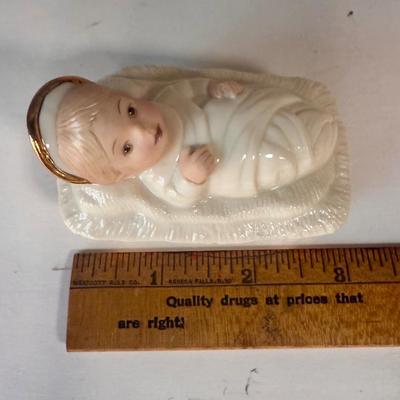 Sale Photo Thumbnail #477: In like-new condition with original box and tin.