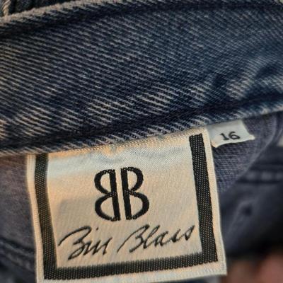 Two pairs of jeans Bill bass & Appleseeds Size 16