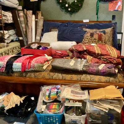 Sale Photo Thumbnail #34