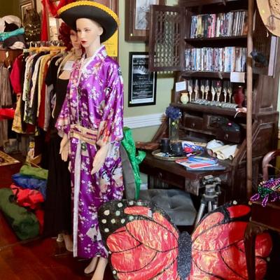 Sale Photo Thumbnail #62