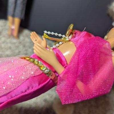 (2) 1996 Barbies - (2) 1973 Barbies #19