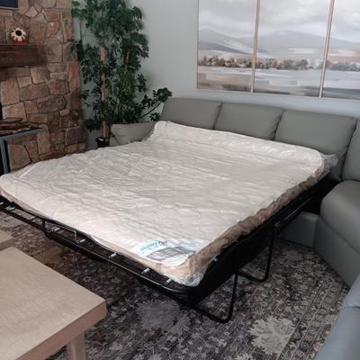 GORGEOUS GRAY ITALIAN LEATHER SECTIONAL SOFA WITH A HIDE A BED *like new*