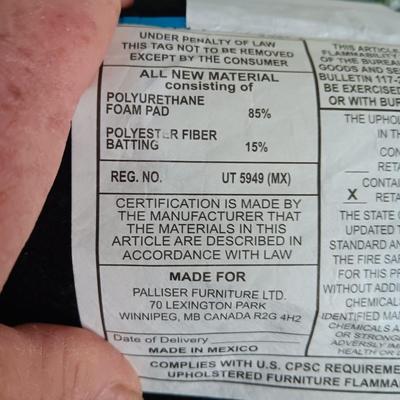 GORGEOUS GRAY ITALIAN LEATHER SECTIONAL SOFA WITH A HIDE A BED *like new*