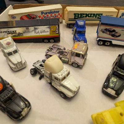 Vintage Semi-Trucks w/ Trailers #5