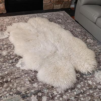 LARGE GENUINE QUALITY LLAMA RUG