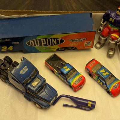 DuPont Cars & Tractor Trailer #8