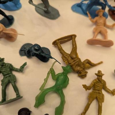 1960's/1970's Cowboy Plastic Figures
