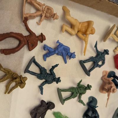 1960's/1970's Cowboy Plastic Figures