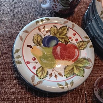 BLACK FOREST FRUITS DINNERWARE SERVICE FOR 4 WITH EXTRAS
