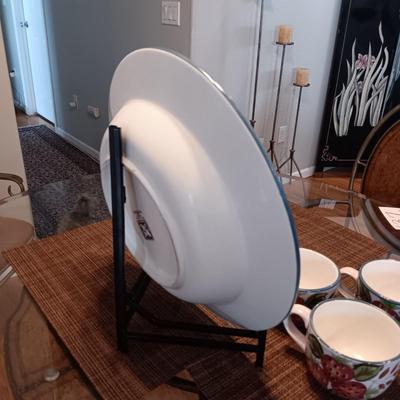 BLACK FOREST FRUITS LARGE SERVING BOWL, 4 SOUP AND 3 DESSERT BOWLS