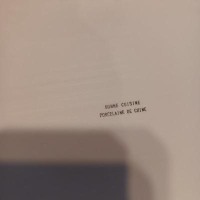 FAUX FRUIT AND 2 BAKING DISHES