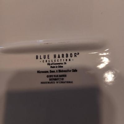 FAUX FRUIT AND 2 BAKING DISHES