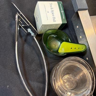 Sale Photo Thumbnail #516: See pics