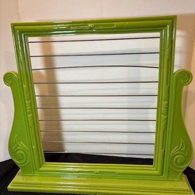 Sale Photo Thumbnail #723: 24x21