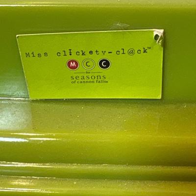 Sale Photo Thumbnail #726: 24x21