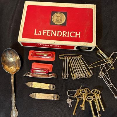 Sale Photo Thumbnail #735: See pics