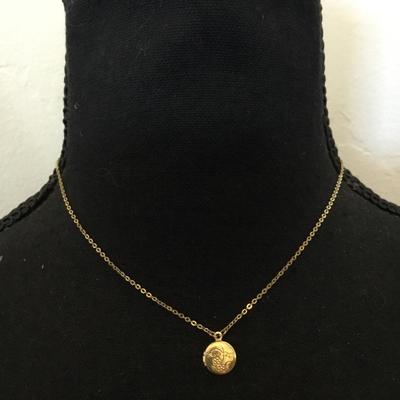 Cute vintage dainty 1928 Company, gold tone, locket necklace