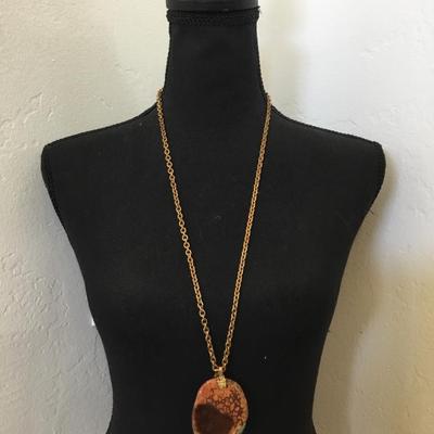 Beautiful, vintage, large stone pendant necklace