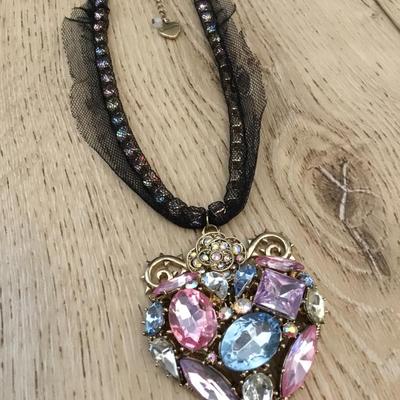 Rare, Betsey Johnson, multicolored heart, rhinestone statement, necklace