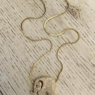 Mid century, gold tone, textured, elephant, pendant necklace