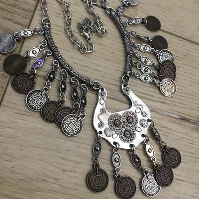 Beautiful, silver, tone statement, necklace