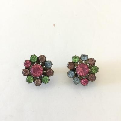 Beautiful vintage, Silver tone multicolor, rhinestone, flower, stud airings