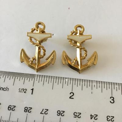 Vintage Avon anchors stud statement earrings
