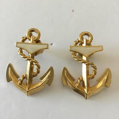 Vintage Avon anchors stud statement earrings