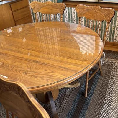 Dining room Wood Table and Chairs
