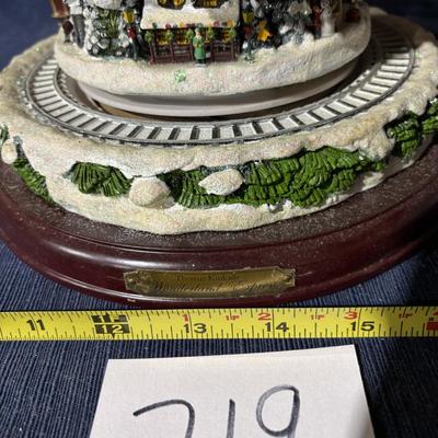 Thomas Kinkade Christmas Top is missing and no plugin