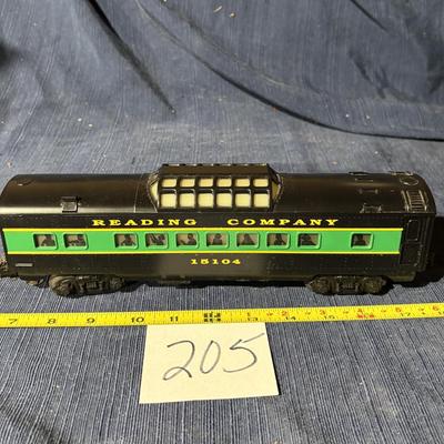 Lionel O-27 gauge Reading Company Car