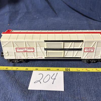 Lionel Lines 9408 Circus Split Door Stock Car w/ opening doors