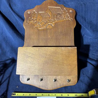 Vintage Letter and Key Organizer