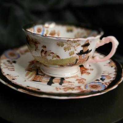 Antique Georgian Chinoiserie Teacup & Saucer — Kepple, Clare Street Bristol (Hand-Painted, Black Rim)