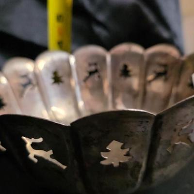 International Silver Co. Handmade Silver-Plated Christmas Cutout Bowl – 7" Footed Holiday Decor