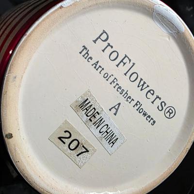 Vintage ProFlowers Candy-Cane Striped Christmas Vase – Pure Holiday Magic in Ceramic