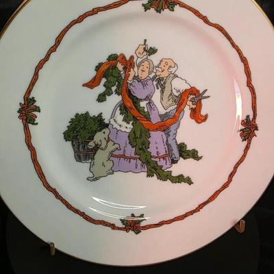Vintage Fitz & Floyd “Deck the Halls” Christmas Plates (2) – 1983 Japan – Gold Trim – Victorian Couple & Puppy Holiday Scene