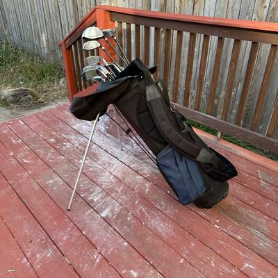 Sale Photo Thumbnail #178: 11 piece left hand golf club set with bag, brand new golf balls, and tees.