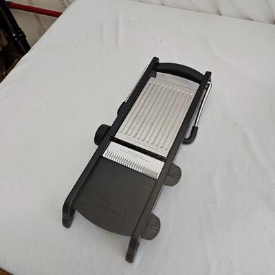 Proctor Silex Juicer, Oxo, Cuisinart & More Kitchen Items (LR-JS)