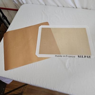 Williams Sonoma & Farberware Spouted Mixing Bowls & More (LR-JS)