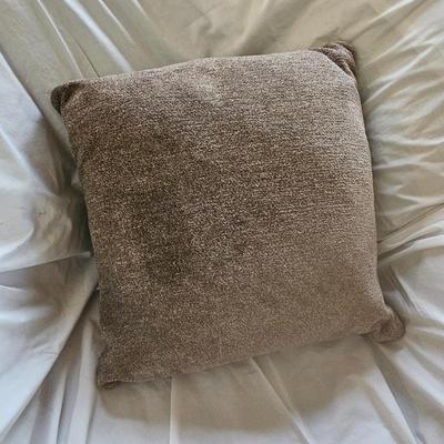 Surya Soft Ottoman w/Throw Pillows (LR-JS)